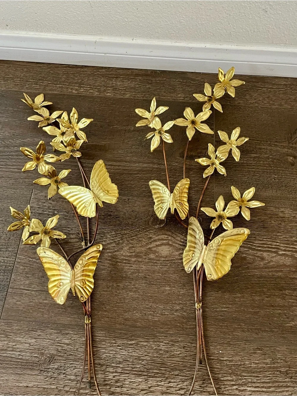 Vintage 1960s Homco MCM gilt metal wall art 24 inches long